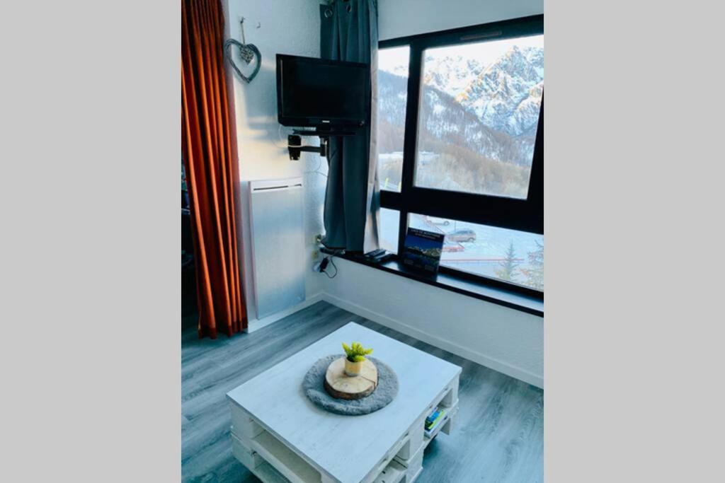 Studio 1600 Pied Des Pistes Avec Magnifique Vue Puy-Saint-Vincent Bagian luar foto